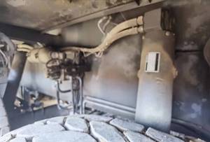 Grúa sobre Camión Usada en Venta, Marca China Zoomlion QAY220, 220 Toneladas de Capacidad de Elevación, Buen Estado de Funcionamiento, 2020 - Product Image 4