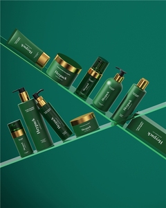 Nouvelle bouteille d'emballage recyclable verte mate cosmétique vide de luxe de beauté de la peau - Product Image 3