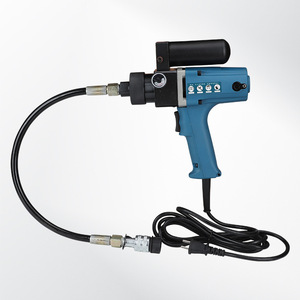 Bomba hidráulica portátil de alta presión Soli Plug-In de 70 Mpa para sistemas hidráulicos - Product Image 3