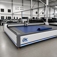 Machine de découpe automatique CNC pour tissus en fibre de verre, tissus à haute teneur en silice, rideaux coupe-feu, rideaux anti-fumée et textiles techniques