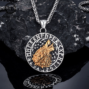 Collier pendentif tête de loup style nordique en acier inoxydable 60 cm, bijou unisexe, cadeau - Product Image 1