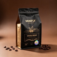 Sacs d'emballage pour café en papier kraft noir imprimés sur mesure, pochettes verticales avec valve, fond plat doublé PLA pour grains torréfiés 500g