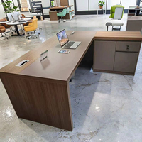 Venta caliente Precio de fábrica Muebles comerciales Mesa clásica simple Escritorio de Gerente de Oficina
