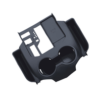 YiFeng Land Cruiser 300 LC300 2022-2026 Innenraum-Zubehör Mittelkonsolen-Organizer Ablagefach Getränkehalter Matte Kabelloses Ladepad