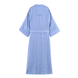 Robe chemise midi boutonnée en lin pour <span class=keywords><strong>femme</strong></span>, collection Printemps 2026, coupe décontractée, avec ceinture – Style vintage, fabrication OEM par usine <span class=keywords><strong>de</strong></span> vêtements chinoise - Product Image 2