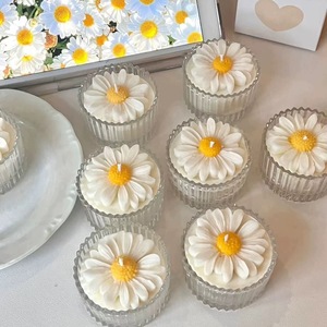 LO97 nuovo arrivo Custom Private Label Designer candele profumate fiore piccola Daisy candela di vetro per la decorazione di nozze - Product Image 6