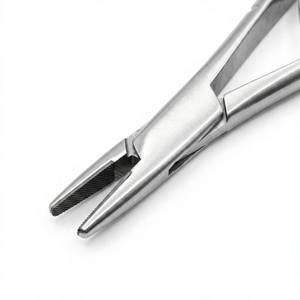 Pinza Portaagujas Dental Mathieu de 14 cm para Ortodoncia, Sutura, Colocación de Ligaduras y Elásticos - Product Image 6