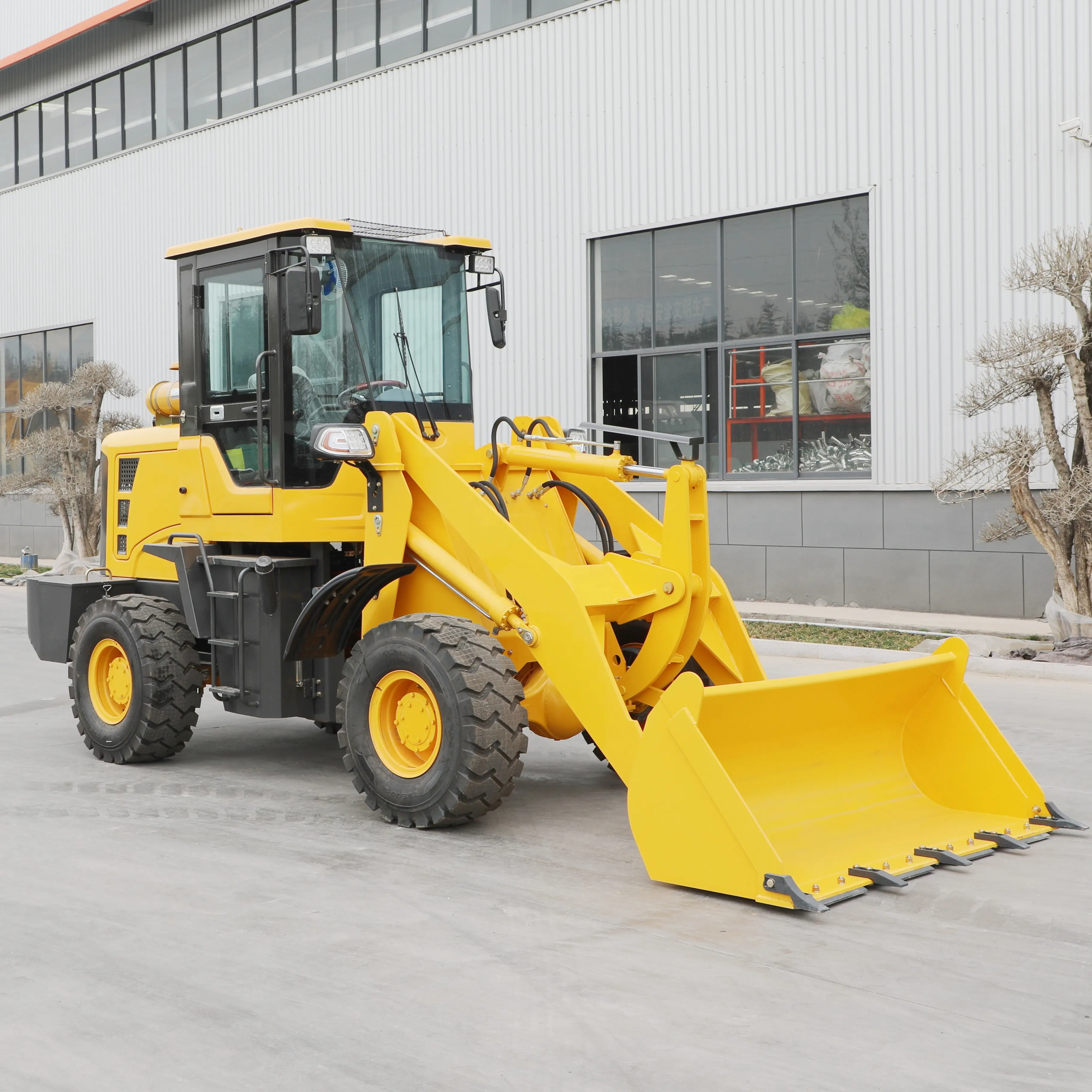 2 Ton Wheel Loader Front End Loader With Various Attachments