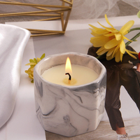 Bougie en cire de soja de luxe écologique Pot marbré Parfum bois de santal Personnalisation de la marque Vente en gros Décoration d'hôtel Décoration de la maison Thanksgiving Noël