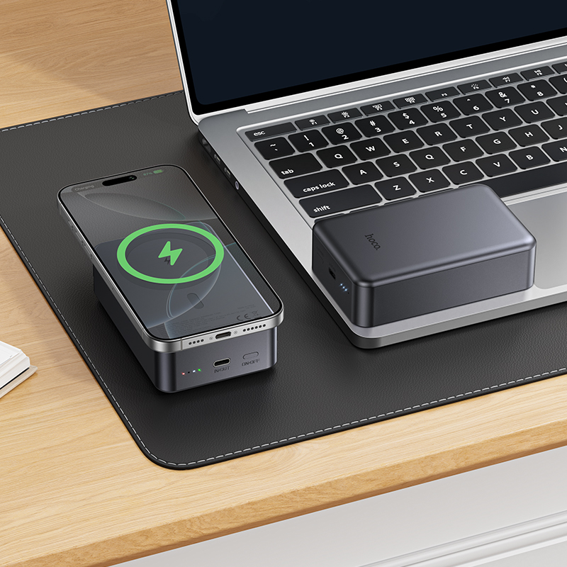Hoco J160B PD 20W 20000mAh Wireless Magnetic Power Bank description image 2