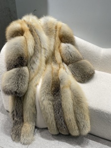 <span class=keywords><strong>Cappotto</strong></span> di <span class=keywords><strong>pelliccia</strong></span> da <span class=keywords><strong>donna</strong></span> <span class=keywords><strong>lungo</strong></span> di moda invernale 2025 di lusso in vero oro dell'isola <span class=keywords><strong>pelliccia</strong></span> di volpe da <span class=keywords><strong>donna</strong></span> - Product Image 4