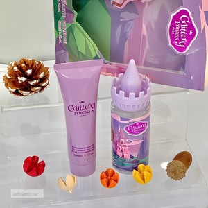 Luxury Premium Kids Perfume Gift Set in Elegant Packaging for Girls - Product Image 4