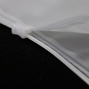 Custom Tote Hand Plastic Drawstring Packaging Packaging <strong>Pe</strong> Custom Printed Zipper <strong>Bag</strong> <strong>Personalised</strong> Zip Lock <strong>Bags</strong> - Product Image 3