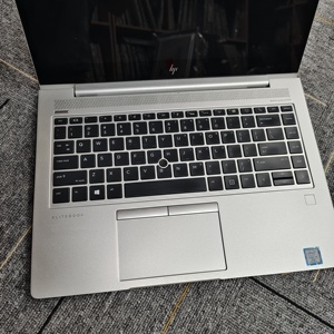 Portátil Usado HP 840 G5 de 14 Pulgadas, Intel Core i5 de 8.ª Generación, Sin RAM, Sin SSD, Teclado en Inglés, Serie Empresarial - Product Image 3
