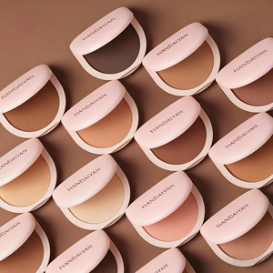Poudre compacte pressée de marque privée, haute qualité, couvrance totale, fini mat, estompe les imperfections, longue tenue, contrôle du sébum, résistante à l'eau - Product Image 1
