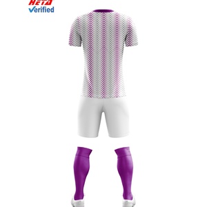 Maillots de football pour hommes adultes, shorts de football à séchage rapide, ensembles de survêtements de football pour femmes, ensembles de maillots de football personnalisés - Product Image 6