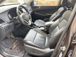 Auto Usado en Venta, <span class=keywords><strong>Hyundai</strong></span> <span class=keywords><strong>Tucson</strong></span> <span class=keywords><strong>2018</strong></span> 1.6T DCT FWD, SUV Usado con Volante a la Izquierda, Turbo Automático de 177hp, Excelente Estado - Product Image 3