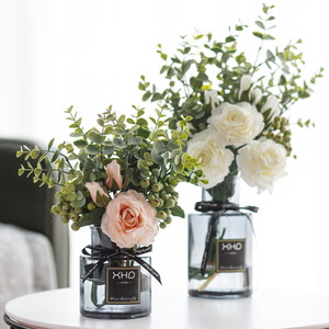 Bouquet de fleurs artificielles en soie pour la décoration de la maison, décoration de table de salon - Product Image 1
