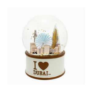 Globo de Nieve Personalizado con Temática de Dubái, Recuerdo Artesanal de Resina con el Burj Khalifa/Palmera de Jumeirah - Decoración de Recuerdo de Viaje - Product Image 1