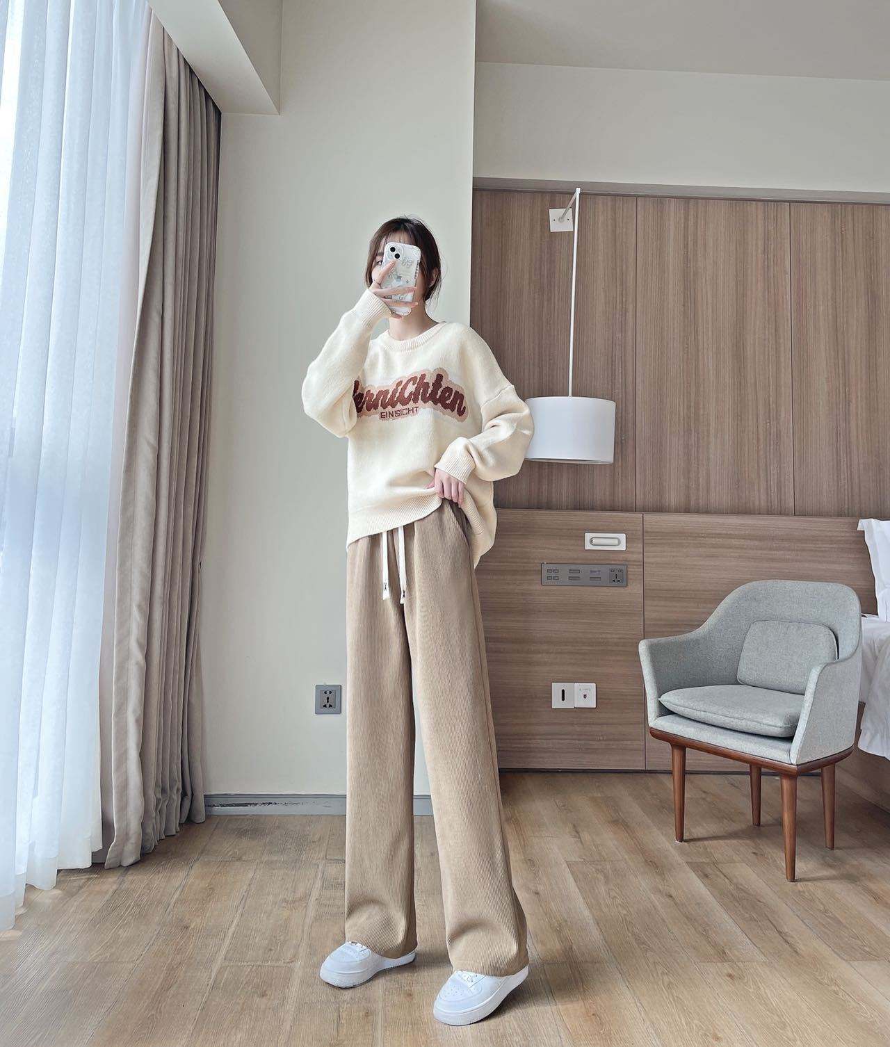 ผ้าลูกฟูกสีกากี (ความหนาปานกลางสำหรับฤดูใบไม้ผลิและฤดูใบไม้ร่วง)