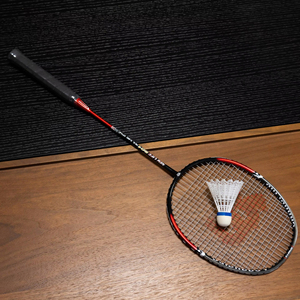Vente en gros <span class=keywords><strong>de</strong></span> raquettes <span class=keywords><strong>de</strong></span> <span class=keywords><strong>badminton</strong></span> <span class=keywords><strong>de</strong></span> haute qualité en vrac pour les compétitions professionnelles - Product Image 1