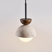 Lustre LED rétro minimaliste avec petite suspension semi-circulaire en pierre jaune pour décor de table à manger îlot de cuisine Villa