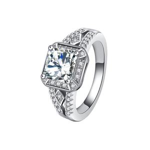 Bague de fiançailles en rhodium pour femme, sertie de diamants CZ violets de laboratoire, taille radiant, pavé rectangulaire, pour mariage ou anniversaire - Product Image 1
