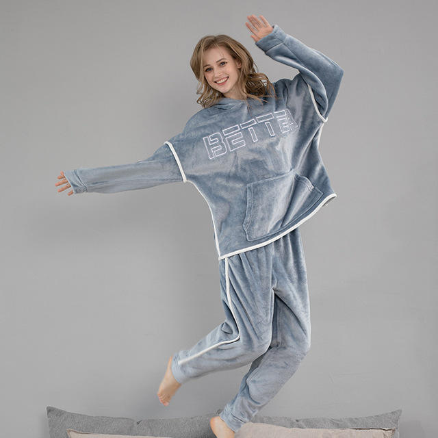 Bonne Qualité Géant Rose à Capuche Ensemble De Vêtements De Nuit Pour Femmes Deux Pièces épais Hiver Polaire Pyjama Thermique Grande Taille Polaire Pull