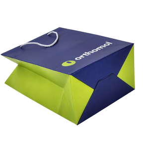 Sac cadeau d'expédition en papier d'impression de logo couleur <span class=keywords><strong>Pantone</strong></span> personnalisé avec poignée <span class=keywords><strong>et</strong></span> votre logo - Product Image 2