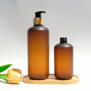Ensemble d'emballages cosmétiques en bambou 100ml 250ml 500ml Bouteille en plastique PET ambré givré pour gommage corporel et <span class=keywords><strong>shampoing</strong></span> avec couvercle en bambou - Product Image 4
