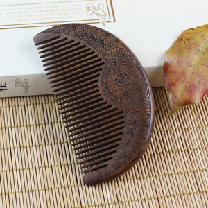 Peigne pour bébé en bois de santal, grand, portable, à dents fines, pour la maison et les voyages - Product Image 2