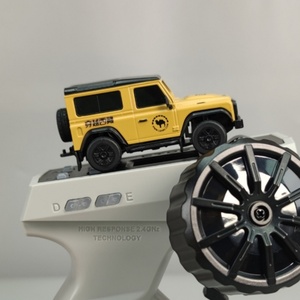Voiture RC en métal LDARC R01 1:64 2WD avec câble USB - 10 canaux, prête à l'emploi, jouet tout-terrain SUV - Product Image 3