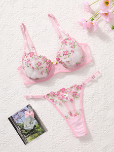 Set Lingerie Bunga Mawar Romantis Bra Push Up T-Back Wanita Seksi Dua Potong Pakaian Dalam Jaring Lembut Tali Dapat Disesuaikan - Product Image 2