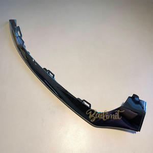 Nuevo parachoques inferior delantero moldura de labio derecho A2058851474 2058851474 para <span class=keywords><strong>mercedes</strong></span>-benz W205 <span class=keywords><strong>C180</strong></span> C200 C250 C300 AMG C43 C63 AMG - Product Image 4