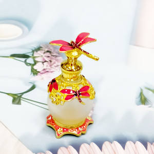 Flaconi di profumo di lusso con motivo a farfalla personalizzati da 15ml di olio rotondo arabo egizio fiale di profumo contagocce <span class=keywords><strong>crema</strong></span> foca parrucche occhiali - Product Image 4