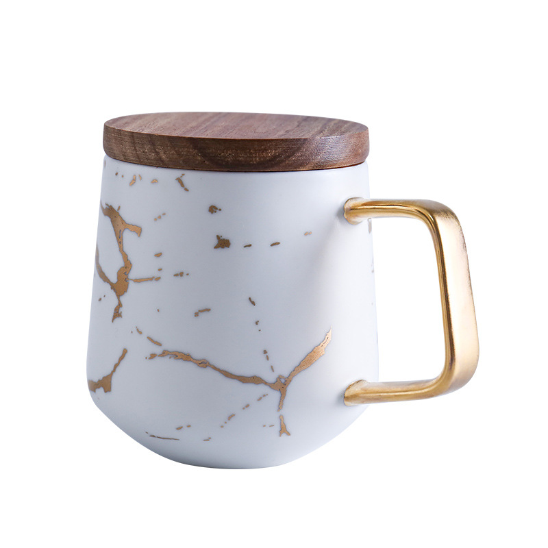 Bianco tazza con coperchio