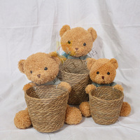Peluche personnalisée romantique pas chère, ours en peluche tenant un panier de fleurs en paille, jouet en peluche ours en peluche