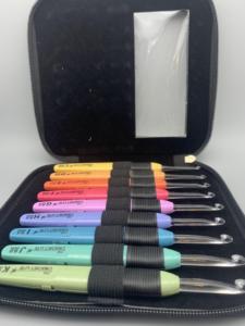 LED 2.5-6.5mm Household Sundries Portable Sewing <strong>Machine</strong> <strong>Crochet</strong> Hook Knitting Tools for DIY - Product Image 3