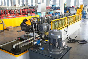 Machine de profilage à grande vitesse pour montants et rails métalliques en cuivre, machine de fabrication de profilés en C et en U pour cloisons sèches, machine à poutrelles en acier pour charpentes en cuivre - Product Image 5