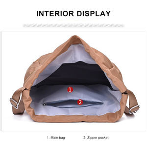 Sac à dos de sport imperméable personnalisé avec logo, sac à dos à cordon de serrage léger et portable en nylon avec poche zippée - Product Image 3