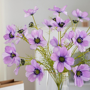 <span class=keywords><strong>Fleurs</strong></span> <span class=keywords><strong>artificielles</strong></span> Cosmos violettes de 64 cm, 4 têtes, toucher réel, fausse branche de fleur de Gesang pour la décoration de la maison, des mariages et des vases - Product Image 6