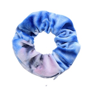 Venta caliente popular Tie-dye anillo pelo Pelo <span class=keywords><strong>scrunchies</strong></span> <span class=keywords><strong>precio</strong></span> barato pelo <span class=keywords><strong>scrunchies</strong></span> <span class=keywords><strong>con</strong></span> cremallera chicas bolsillo gomas para el pelo al por mayor - Product Image 3