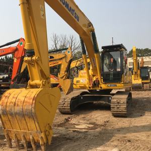 Excavadora Komatsu PC220-8 de Segunda Mano, 22 Toneladas, Modelo 2023, Capacidad de Cucharón de 1m, Maquinaria Original de Japón para Video de Informe - Product Image 6