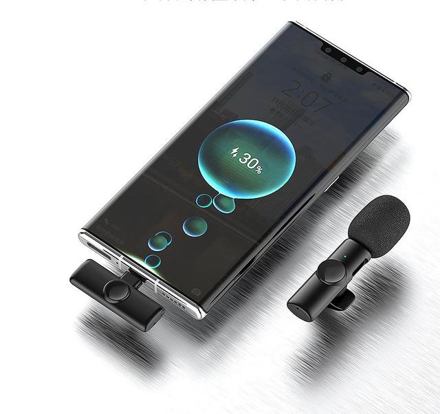 Professional 3 in 1 Lavaliere Microphone Wireless Microphone for IPhone, IPad, Android, Lavalier Microphone for Video Recording
