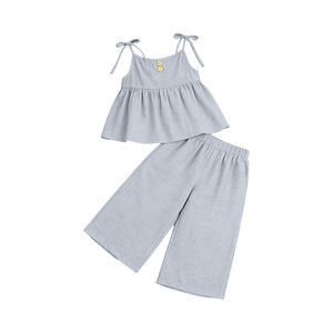 Précommande MOQ 5 Ensemble Haut à Bretelles et Pantalon Imprimé Fêtes pour Filles, Vêtements en Coton Biologique Doux, Vente en Gros, Nouveauté Usine de Vêtements pour Enfants - Product Image 3