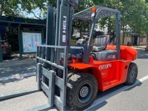 Chariot élévateur diesel électrique HELI 8 tonnes avec moteur, boîte de vitesses et roulement - Mini chariot élévateur CPCD80 - Product Image 5