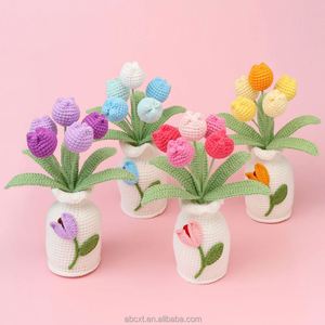Plantes artificielles en pot, fleurs en fil crocheté faites à la main, tulipe au crochet en pot pour la décoration de la maison et les cadeaux de la Saint-Valentin - Product Image 2