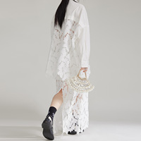 Chemise mi-longue en coton pour femme, design de niche, style industriel, motif floral brûlé, infroissable, avec boutons décoratifs