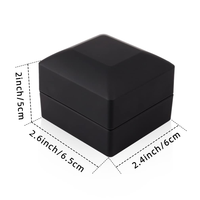 Boîte à bague élégante avec logo personnalisé, boîte à bague de fiançailles de luxe noire avec lumière LED pour mariage