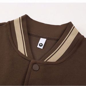 Blouson Bomber Personnalisé avec Logo, Camouflage Printanier, Couleurs Contrastées Vintage, Imperméable et Coupe-Vent pour l'École et l'Université - Product Image 4